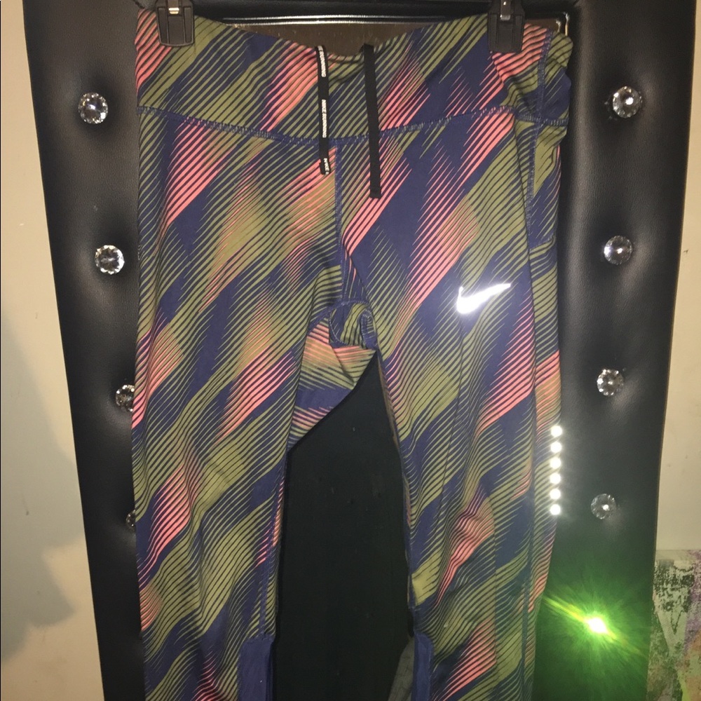 Nike cropped leggings